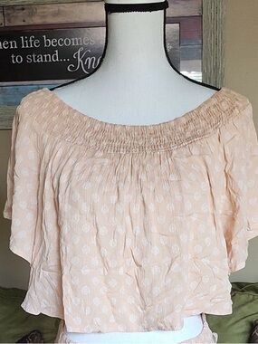 New Peach Off-Shoulder Smocked Crop Top Kiwi & Punch